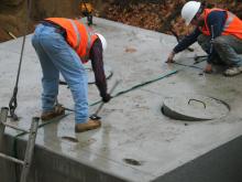 Link culvert sections with bolt pockets